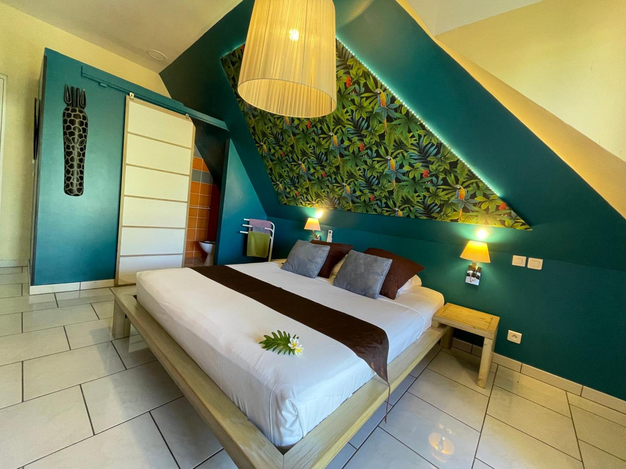 Hotel Les Bougainvilliers Saint-Gilles-les-Bains Buitenkant foto